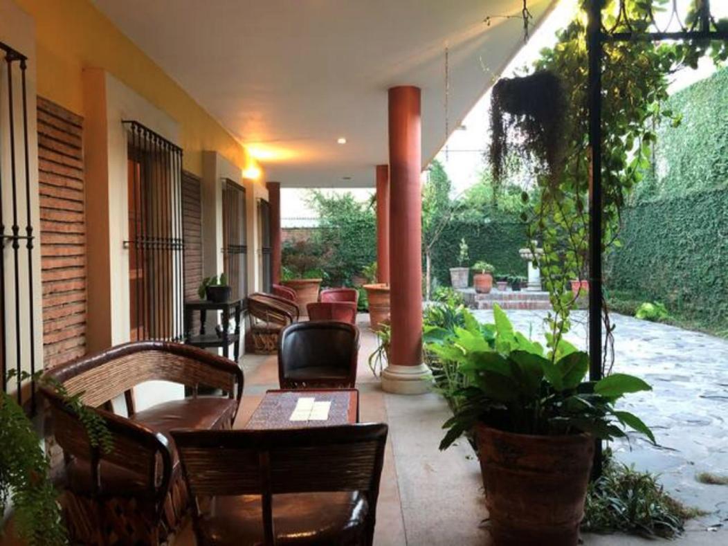 Hotel Art Gallery Casona De Los Milagros Colima Exterior photo