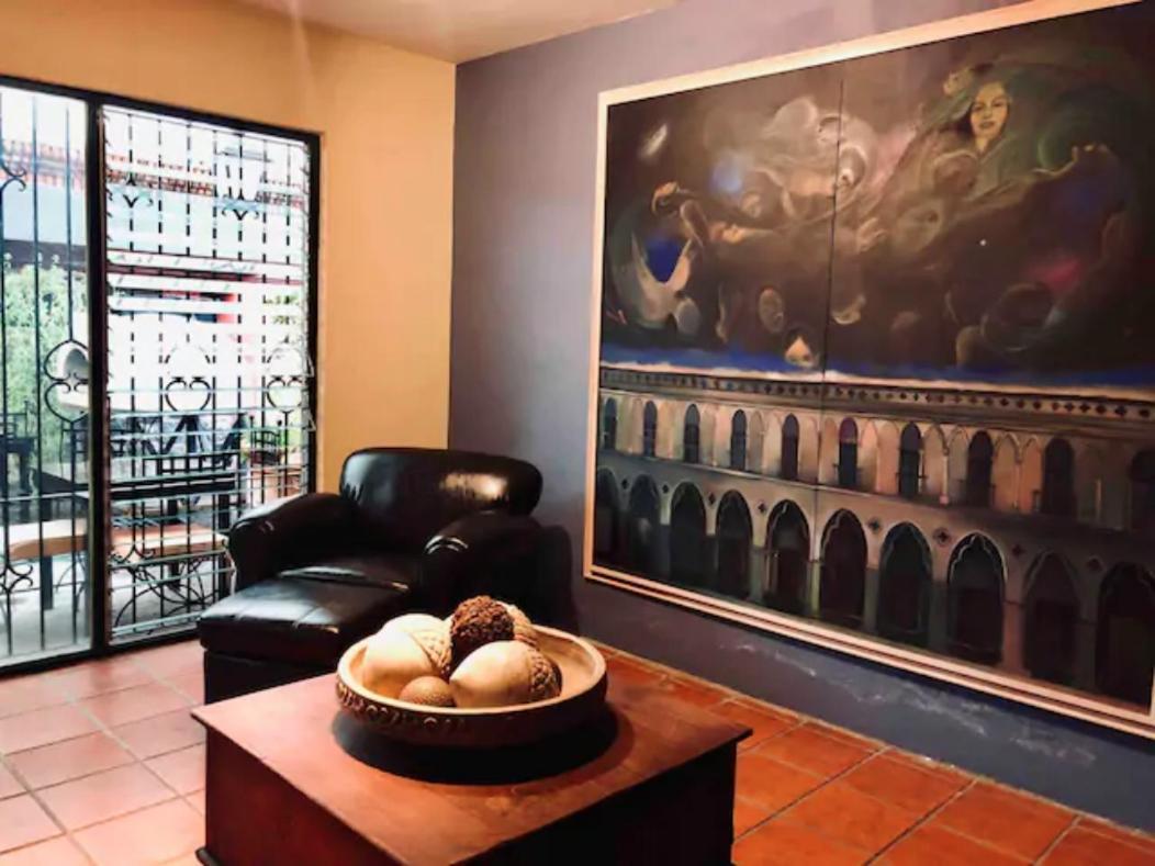 Hotel Art Gallery Casona De Los Milagros Colima Exterior photo